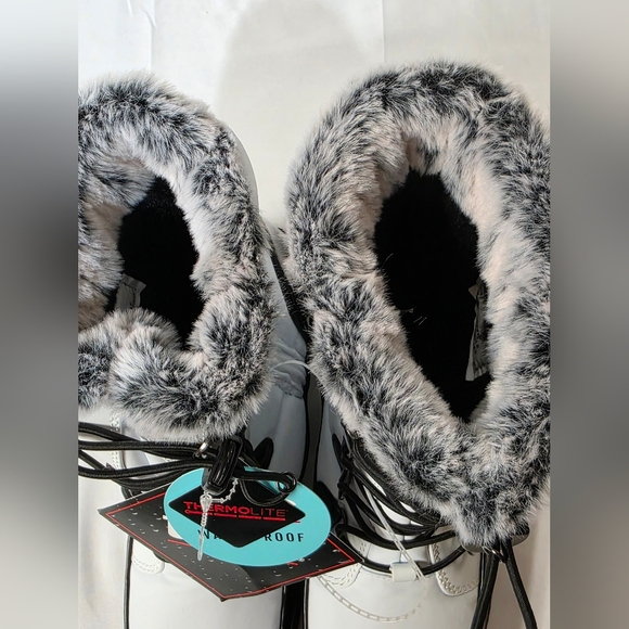 totes Jaycee Winter Snow Boots Womens Size 8.5 White Quilted Upper - Picture 6 of 9